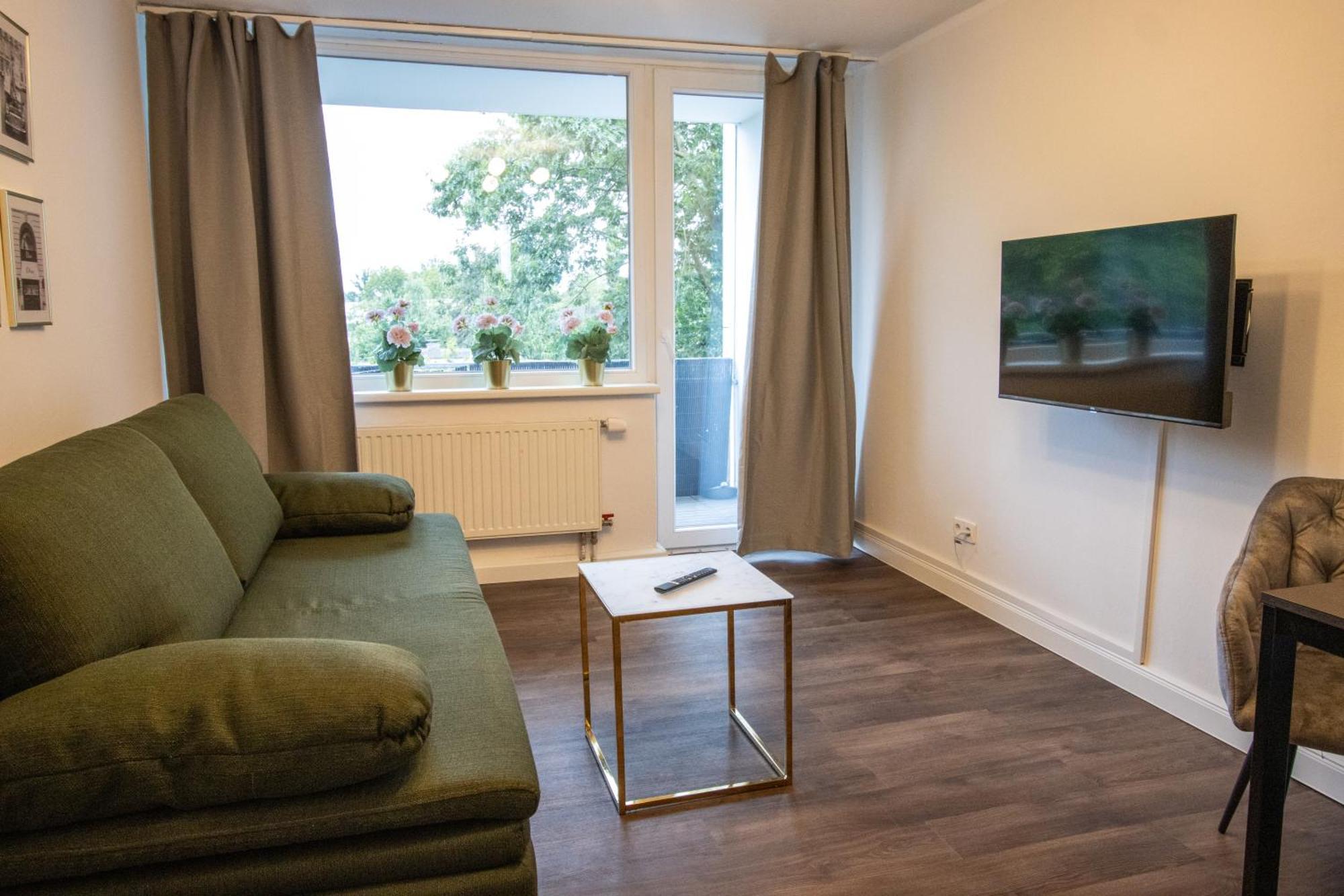 Messewohnung Fuer 5 Gaeste Mit Balkon Und Lift Hannover Esterno foto