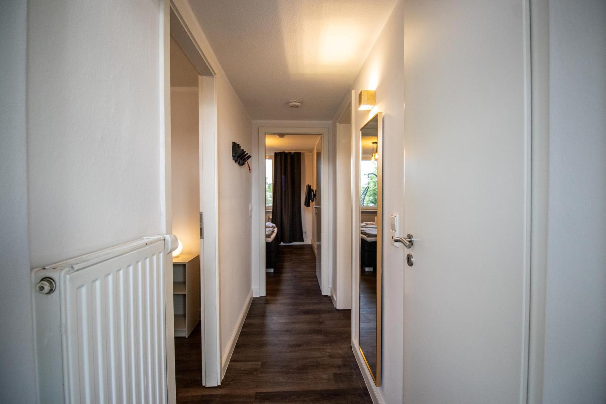 Messewohnung Fuer 5 Gaeste Mit Balkon Und Lift Hannover Esterno foto